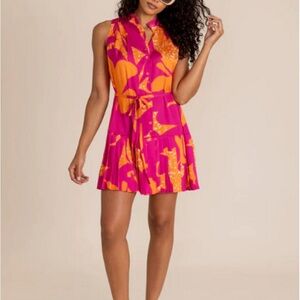 Alden Adair
Bella Dress in Abstract River